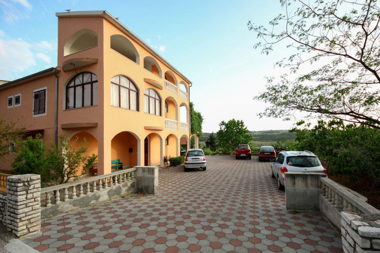 Apartment Nakic Vrpolje Екстериор снимка